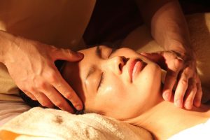 I vantaggi del massaggio decontratturante